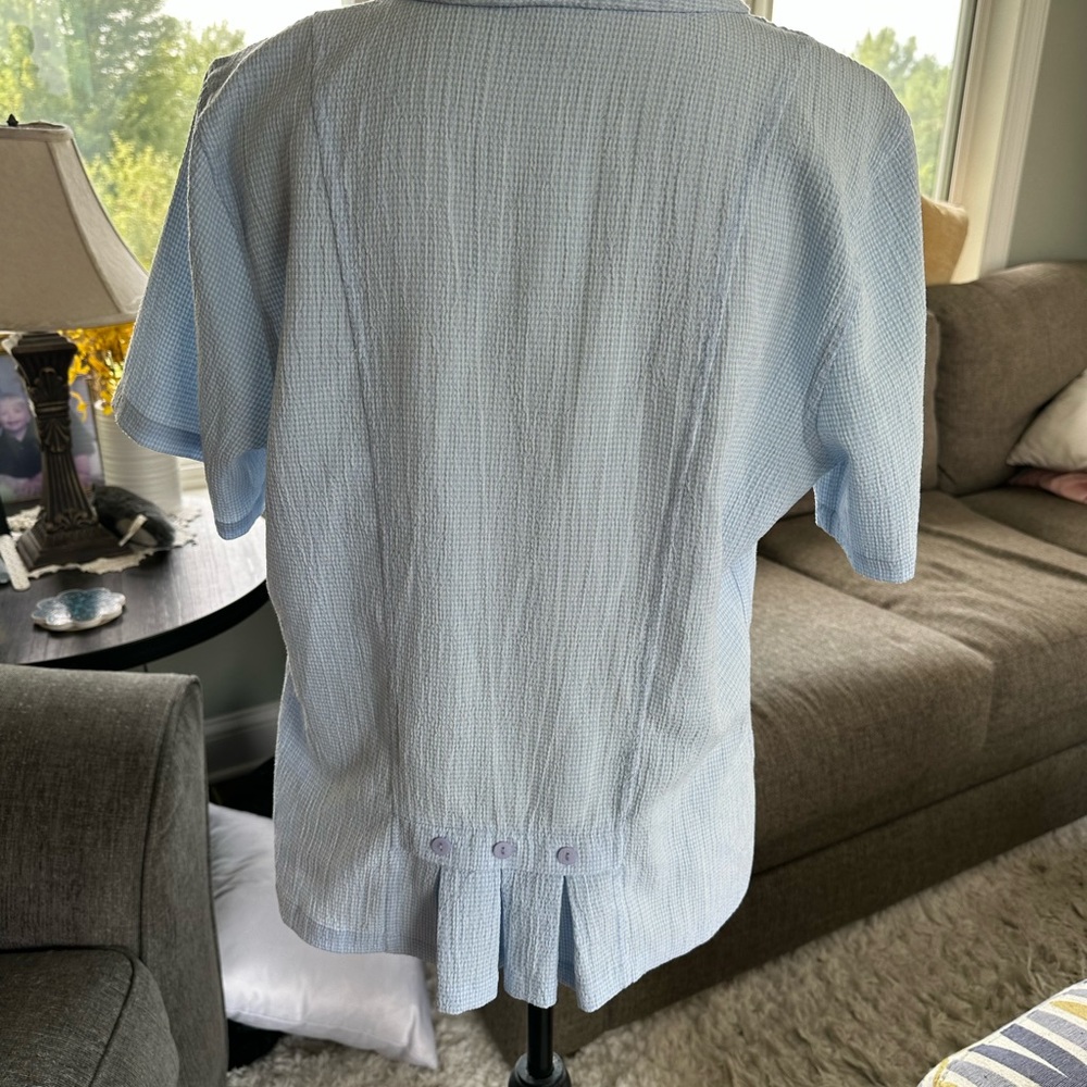 Christopher & Banks Women’s light Blue Short Sleeve Button Down Blouse Large - Picture 6 of 8